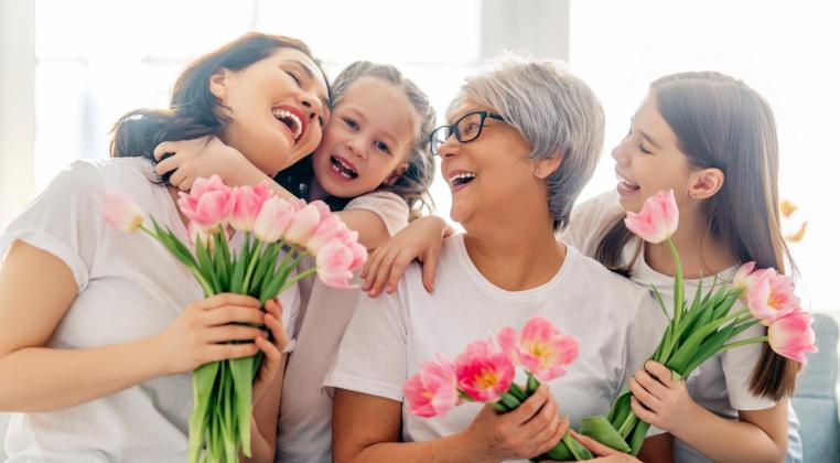 ¡Feliz día a todas las mujeres! Flores para decorar los espacios de tu casa en esta celebración